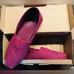 Tom’s Ladies Casual Shoes